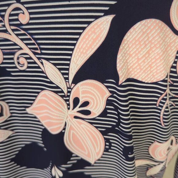 SJS Womens Petite Large Button Front Blouse Blue Pink Floral Roll Tab Sleeves - Picture 5 of 8